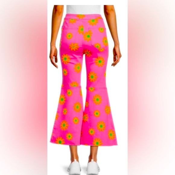 Free People Youth-quake Printed Crop Flare Jeans in Lipstick Combo NWT - Picture 3 of 9